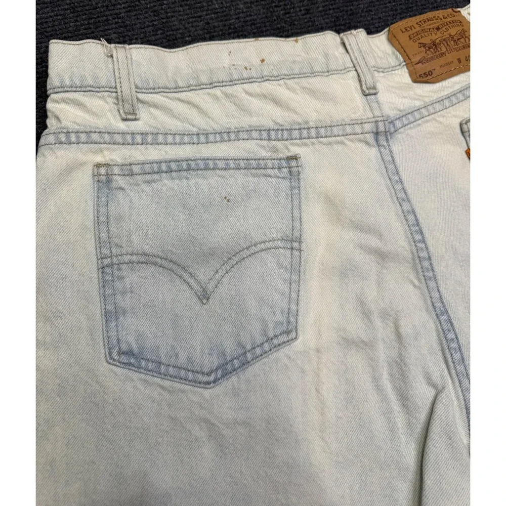 Vintage Levis 550 Orange Tab Relaxed Fit Denim Shorts Light Wash Mens 40 90s